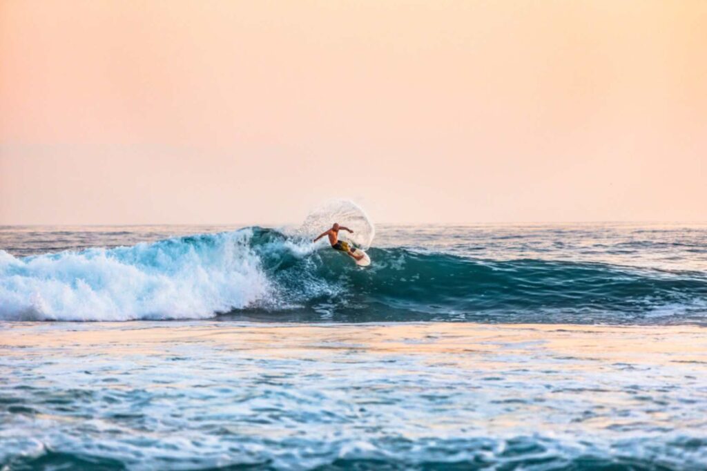 MCL injuries in surfing